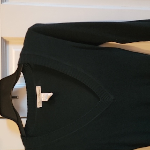 V-neck Sweater - Picture 3 of 3